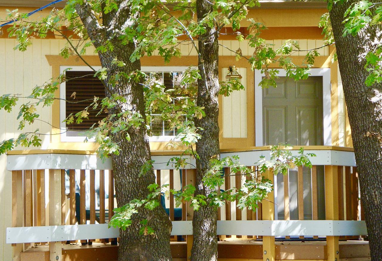 Giant Oaks Lodge Running Springs Exterior photo